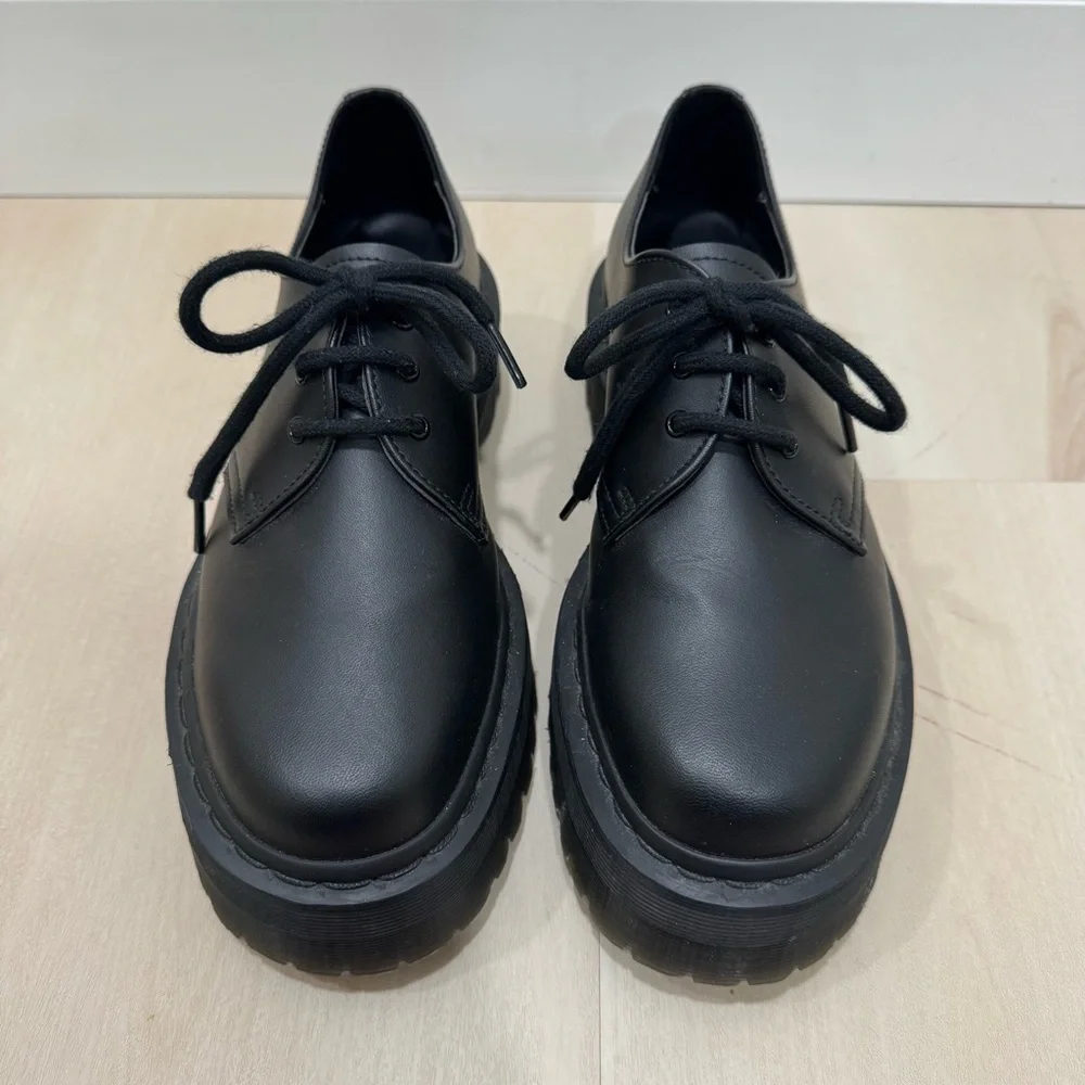 EUC Dr Martens 30651 Vegan Black Platform Oxfords Women US 9 EU 41 Like New